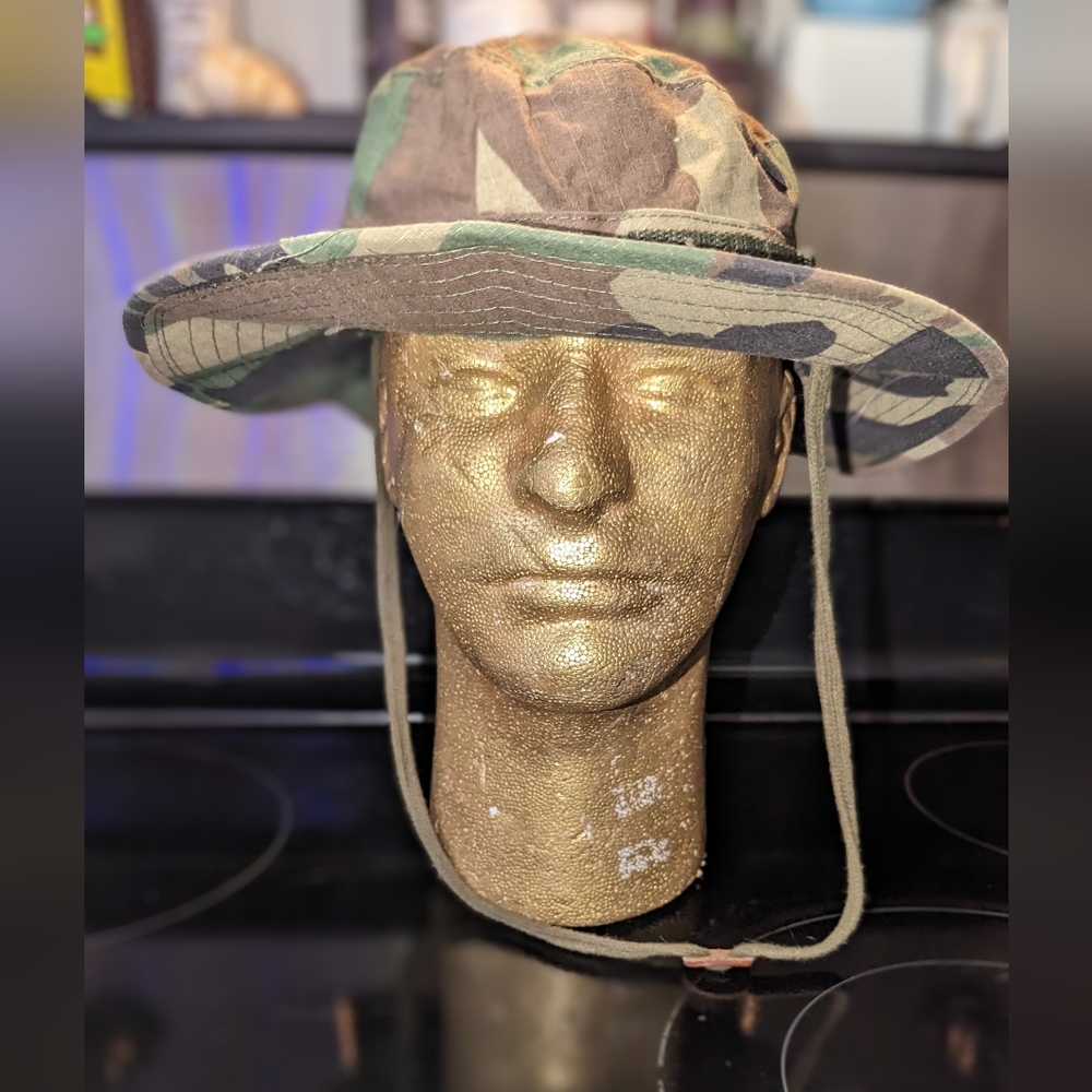 Camo boonie hat - size 7 1/4
